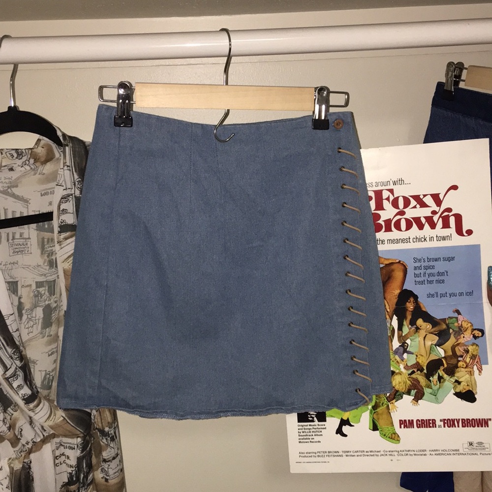 ❗️FINAL PRICE - CLEAR OUT❗️Detailed Wrap Skirt